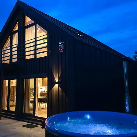 Nowoczesna Stodola Z Balia Na Mazurach *